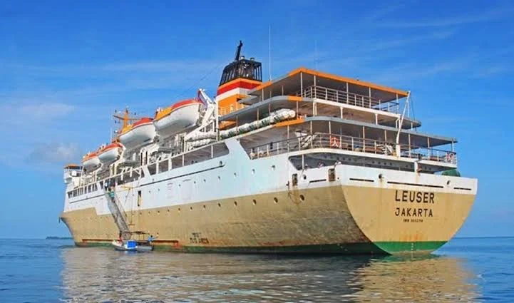 Kapal Pelni dari Surabaya menuju labuan bajo
