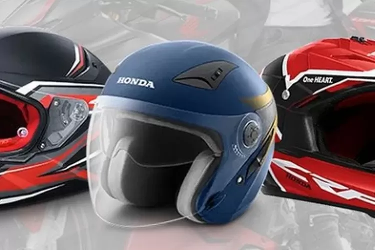 Helm SNI dan perlengkapan berkendara aman untuk sewa motor di Bali